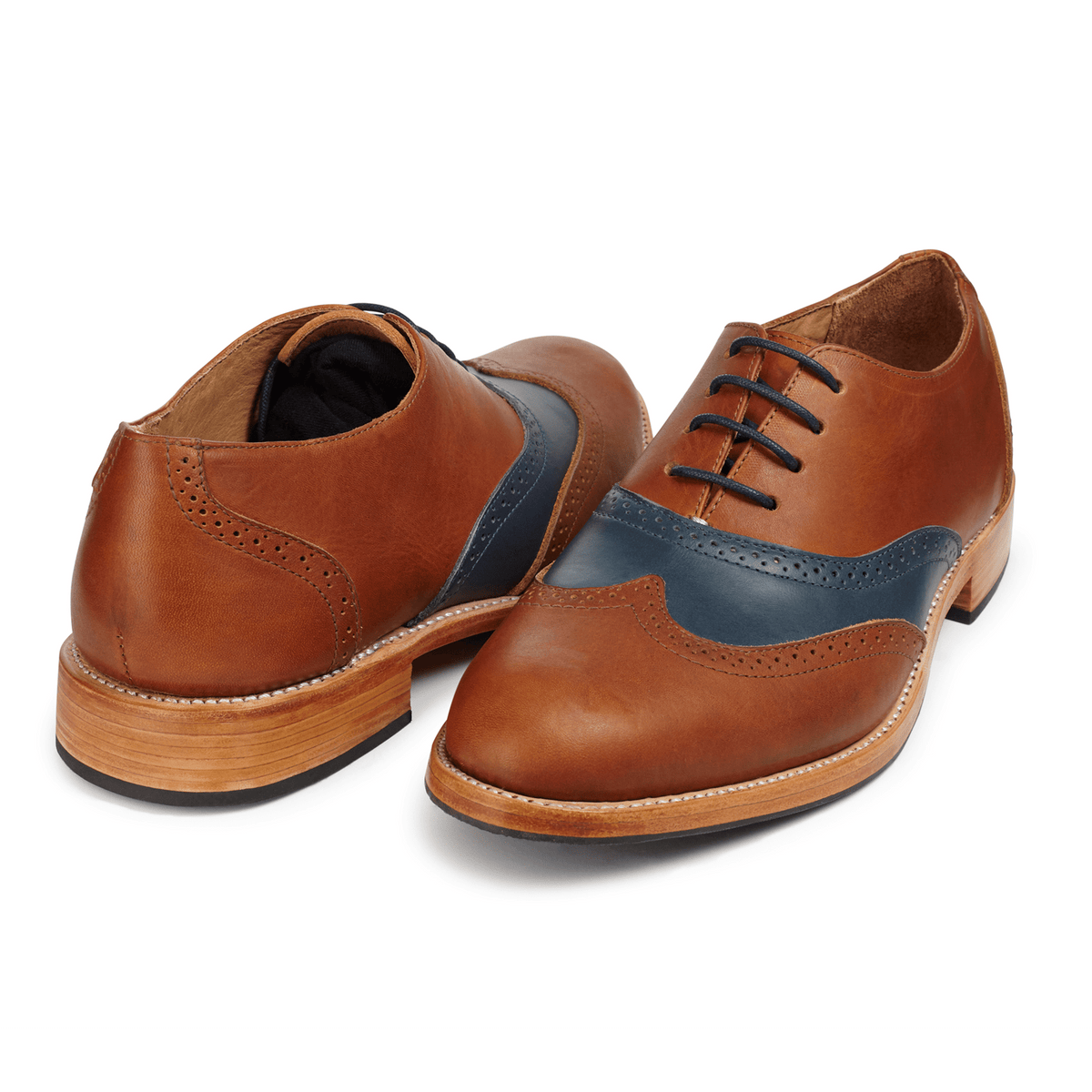 Men's EEE wide light brown and blue leather oxfords, shown at an angle, also made for size 15.5 feet – The Clásico