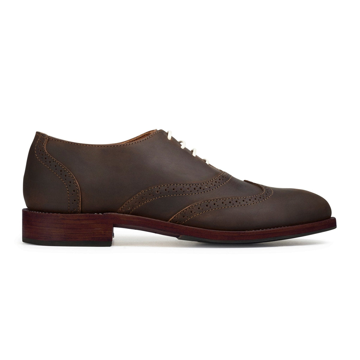 Side view of a men's EEEEE extra-wide dark brown leather oxford, built to order, even in size 15 – The Clásico