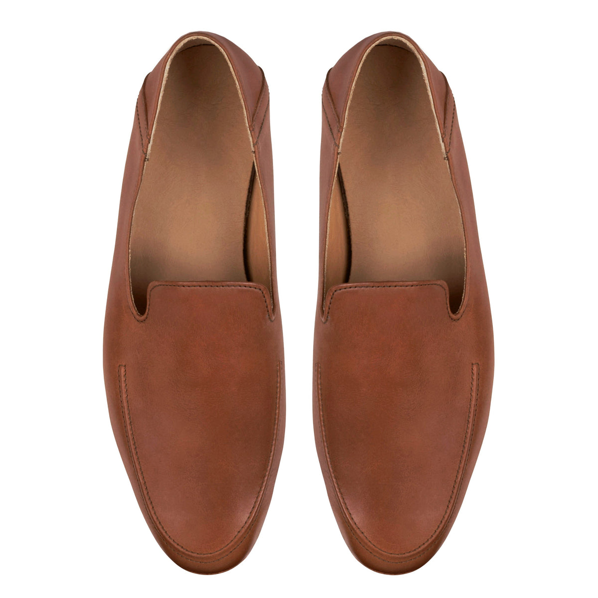 Men's 4E-wide light brown leather zero-drop loafers, seen from above. Crafted for wide and narrow feet – The Tomás