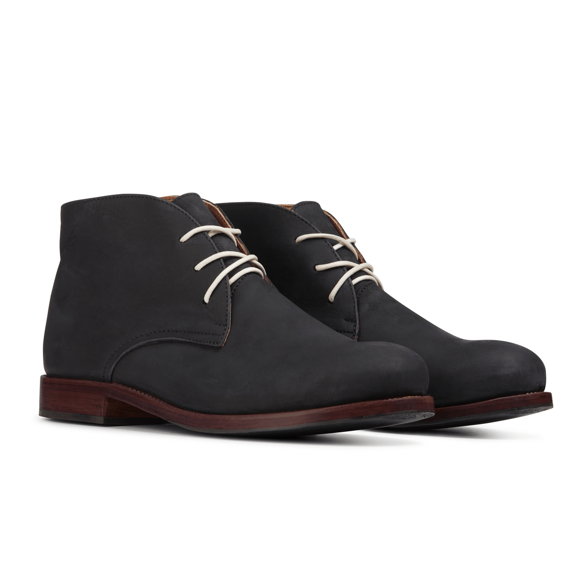 Men's 3E-wide black leather chukka boots, shown from the front at an angle. Handcrafted to order in Guatemala – The Santiago
