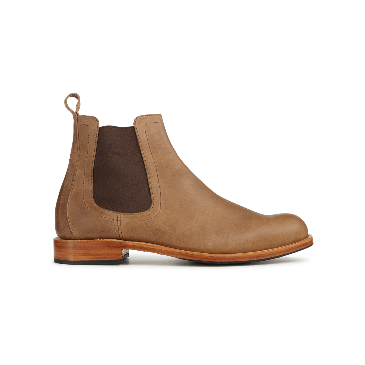 Men's EEE wide tan leather Chelsea boot, seen from the side. Custom sizing on request – The Mendoza