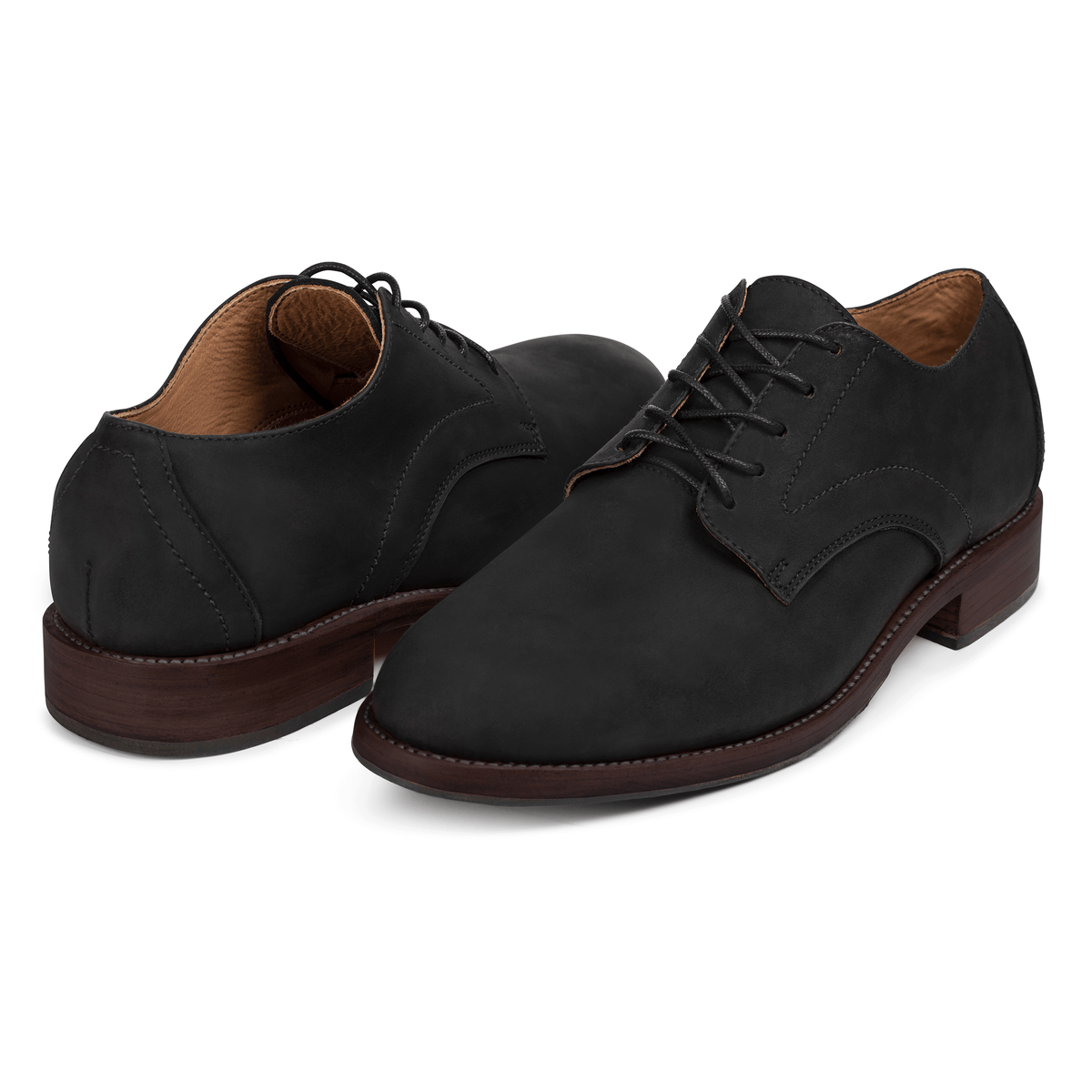 Men's 4E-wide black leather derbies, shown from the front at an angle. For feet that are hard to fit – The Romero