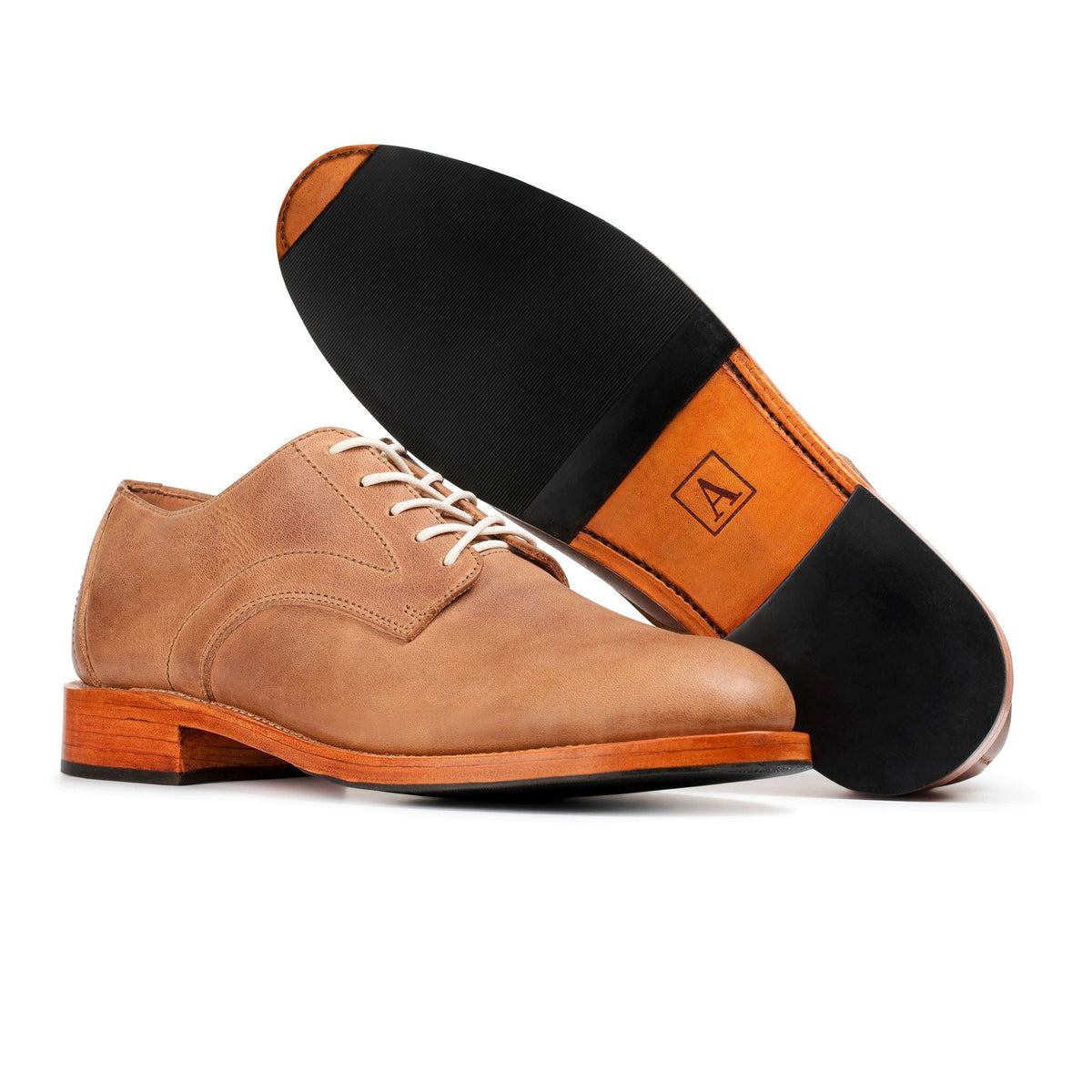 Men's 5E extra-wide tan leather derby, with the sole turned up – The Romero