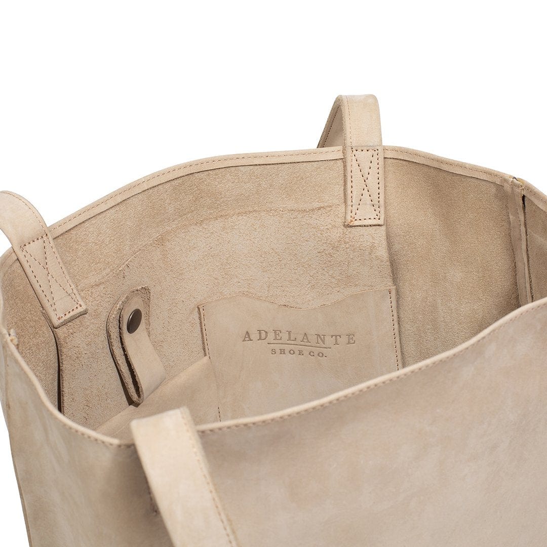 Cream leather tote bag, interior with pockets, made by hand by our artisans